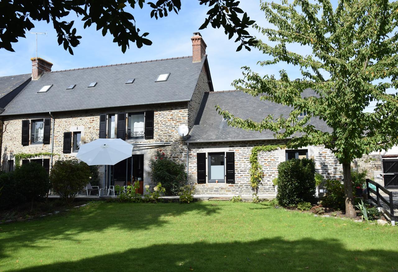 Mont B&B Pontorson Buitenkant foto