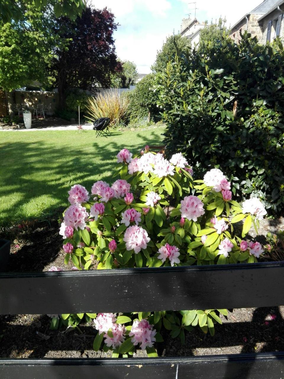 Mont B&B Pontorson Buitenkant foto