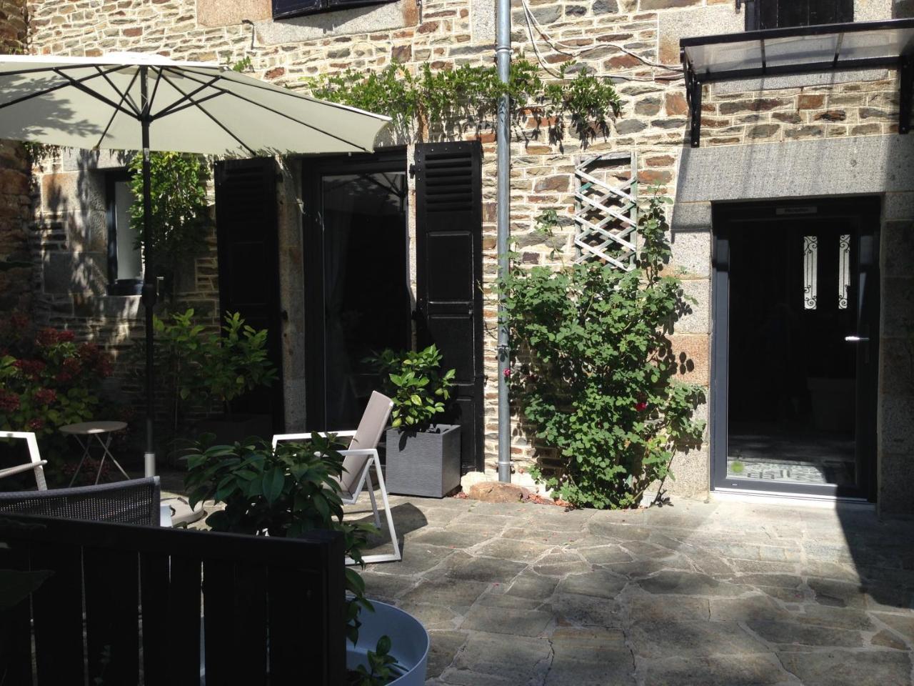 Mont B&B Pontorson Buitenkant foto